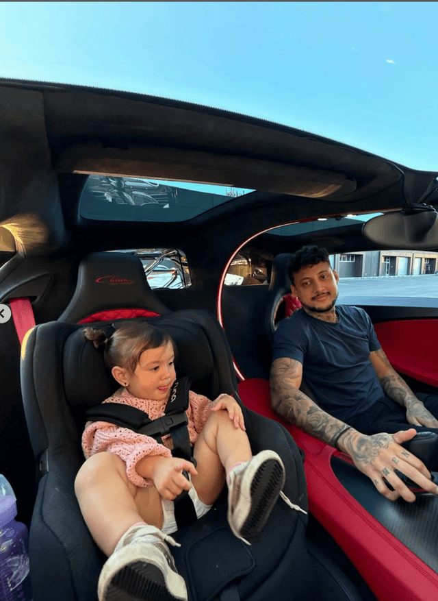 Raul with daughter in Bugatti